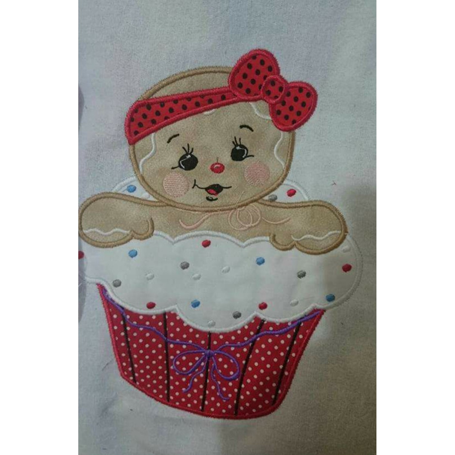 Cupcake applique Embroidery Design