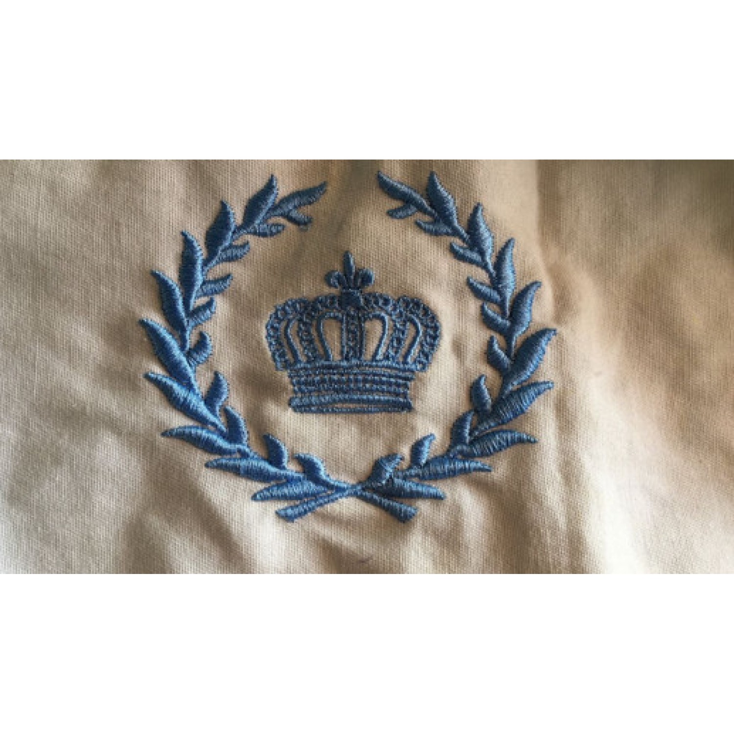 Crown Frame Embroidery Design