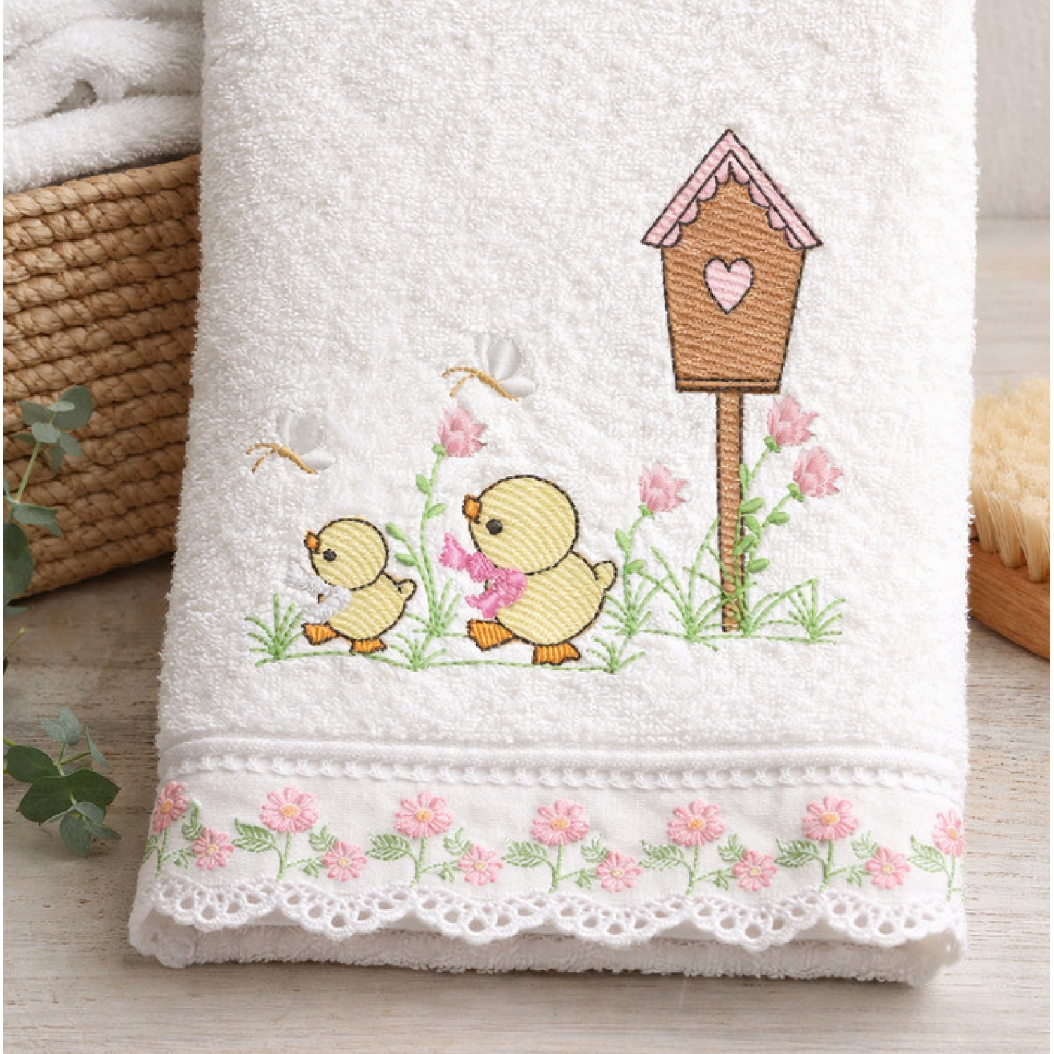 Cute Ducklings Embroidery Design