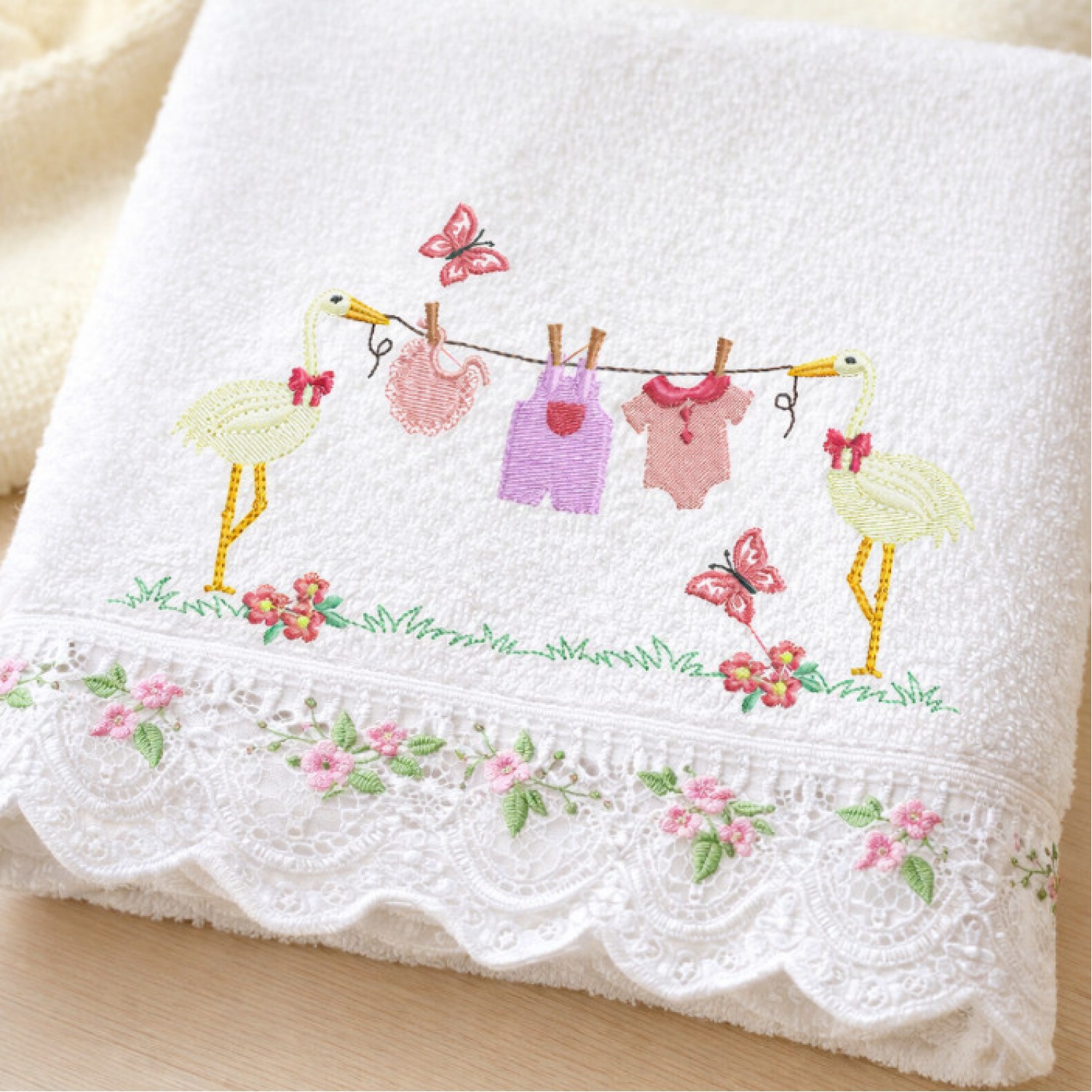 Cute Clothesline Embroidery Design 5x7