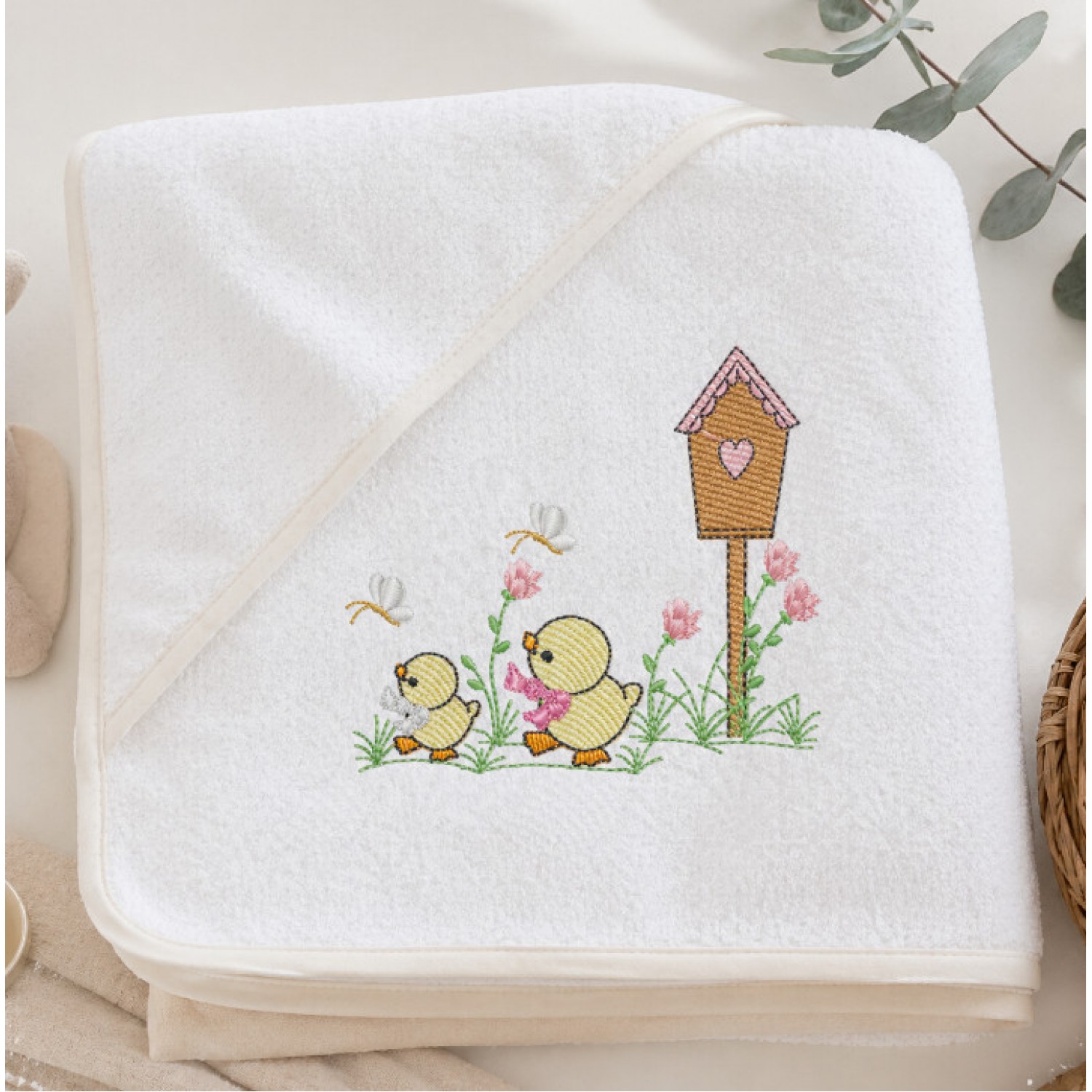 Sweet Baby Ducklings Embroidery Design