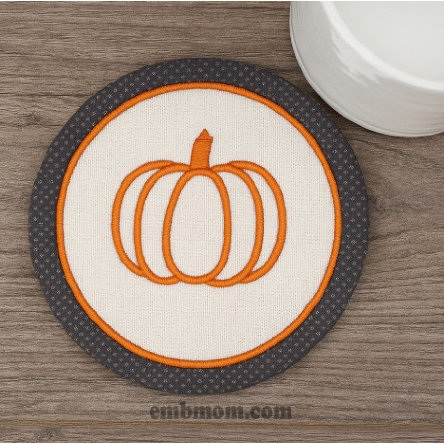 Pumpkin Mug Rug ITH Embroidery Design